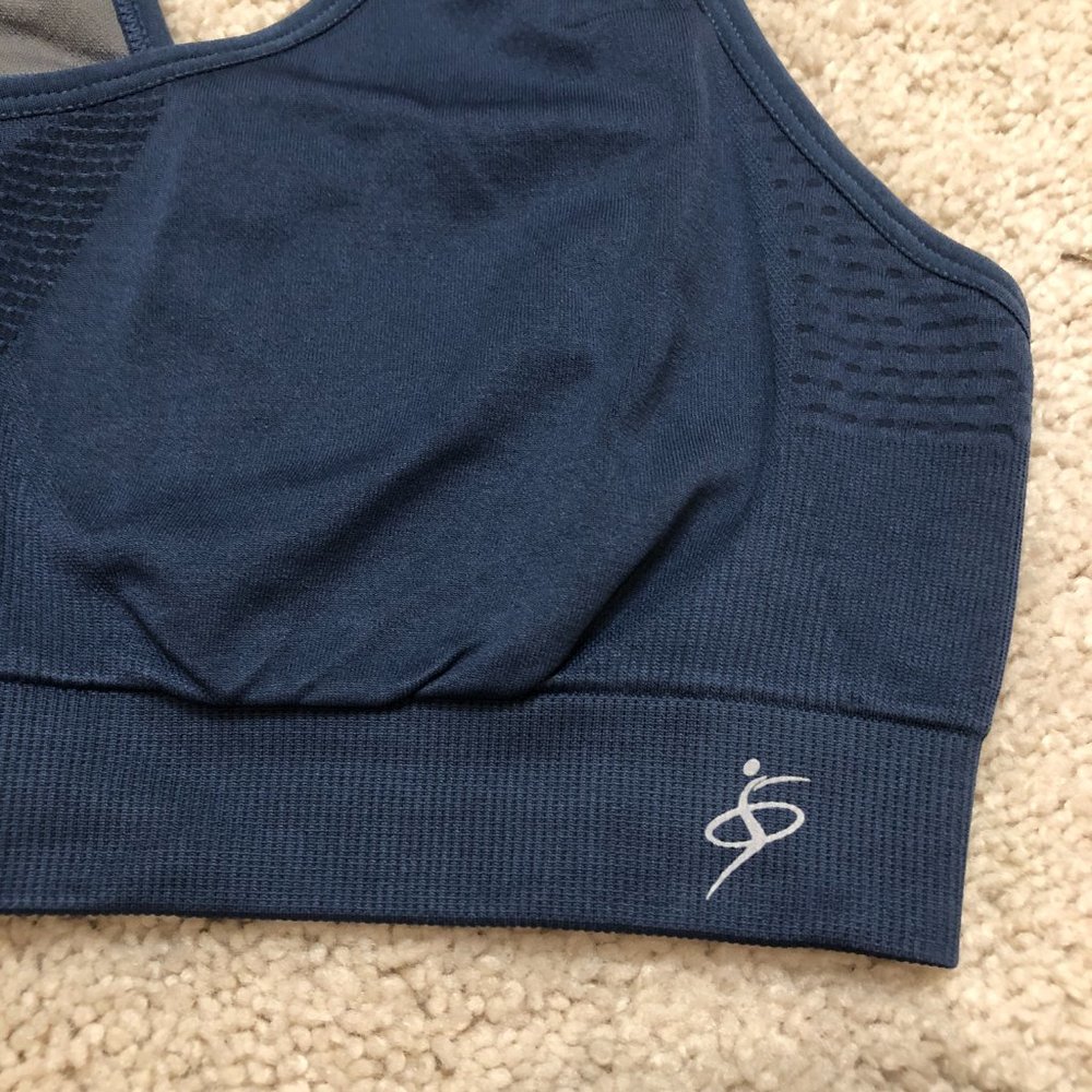 Amazing Sports Bra Blue Medium Support Bra Top - Picture 2 of 9